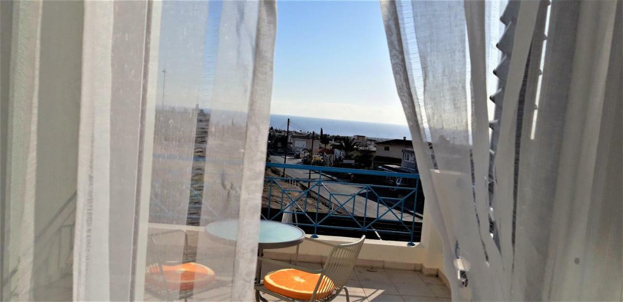 "Fun In The Sun" Villa Peyia Exterior foto